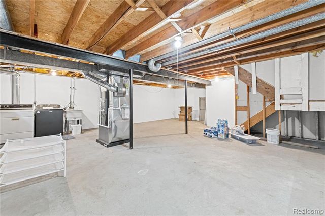 3779 Heritage Parkway 41, Dearborn, MI 48124