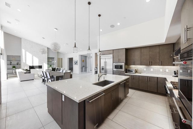 1 Via Merenda, Rancho Mirage, CA 92270