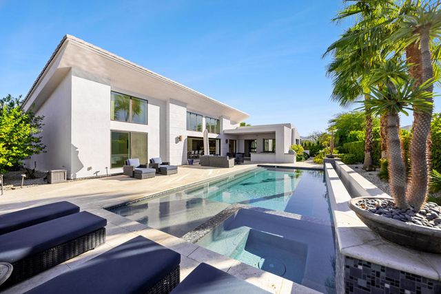 1 Via Merenda, Rancho Mirage, CA 92270