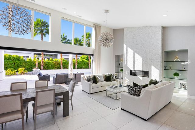 1 Via Merenda, Rancho Mirage, CA 92270