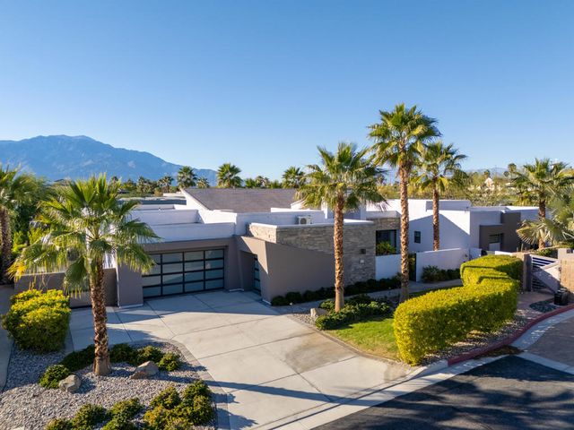 1 Via Merenda, Rancho Mirage, CA 92270