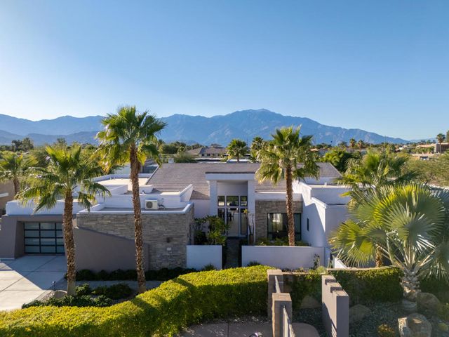 1 Via Merenda, Rancho Mirage, CA 92270