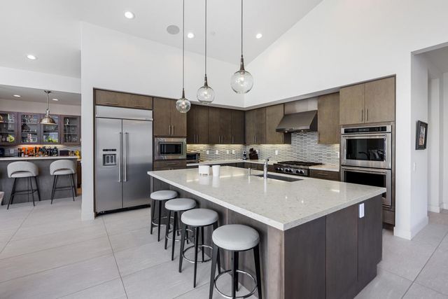 1 Via Merenda, Rancho Mirage, CA 92270