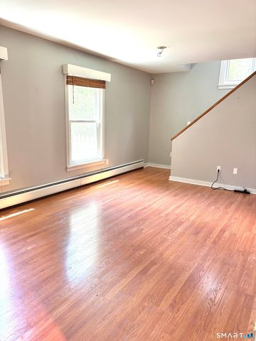 32 Pine Street 21, Norwalk, CT 06854