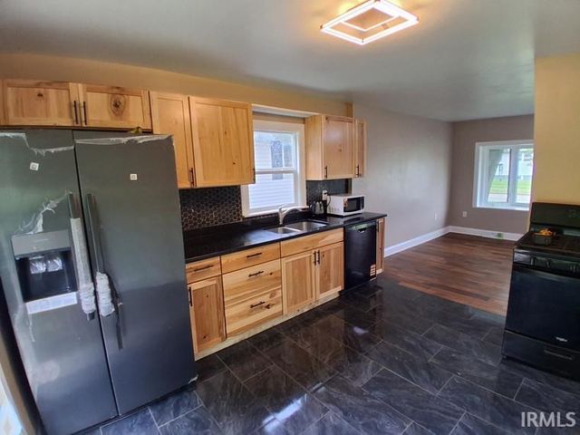 2303 Panama Street, Mishawaka, IN 46544