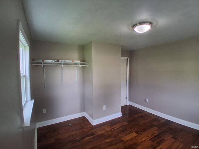 2303 Panama Street, Mishawaka, IN 46544