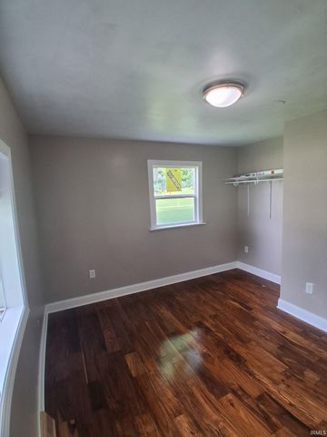 2303 Panama Street, Mishawaka, IN 46544