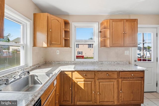 8444 GARDEN RD, Pasadena, MD 21122