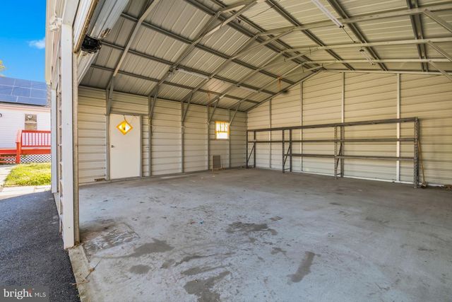 8444 GARDEN RD, Pasadena, MD 21122