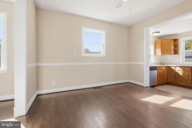 8444 GARDEN RD, Pasadena, MD 21122