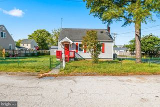 8444 GARDEN RD, Pasadena, MD 21122