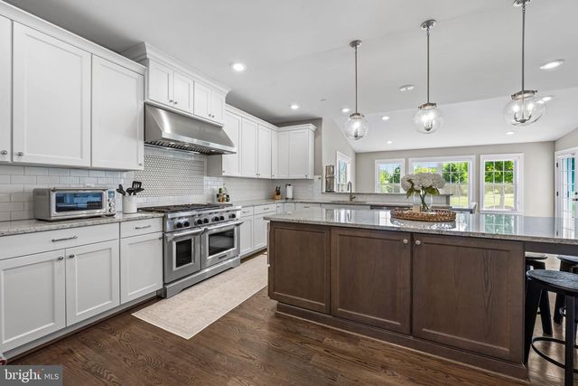 3942 BRIAR KNOLL CIR, Phoenix, MD 21131