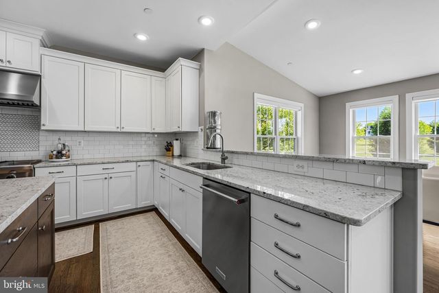 3942 BRIAR KNOLL CIR, Phoenix, MD 21131