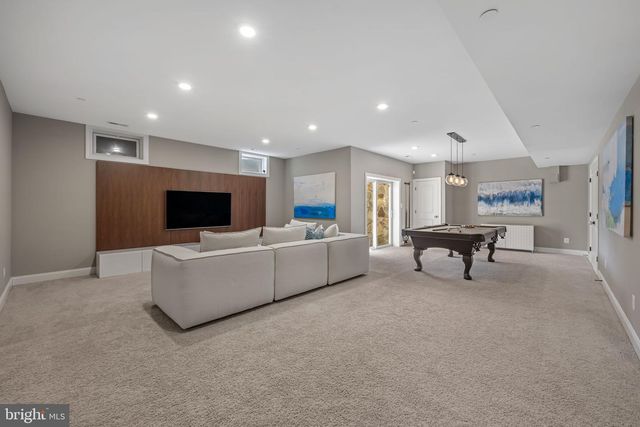 3942 BRIAR KNOLL CIR, Phoenix, MD 21131