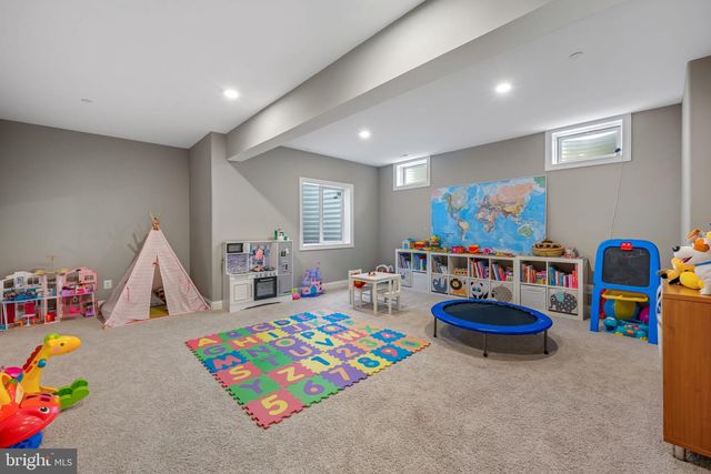 3942 BRIAR KNOLL CIR, Phoenix, MD 21131