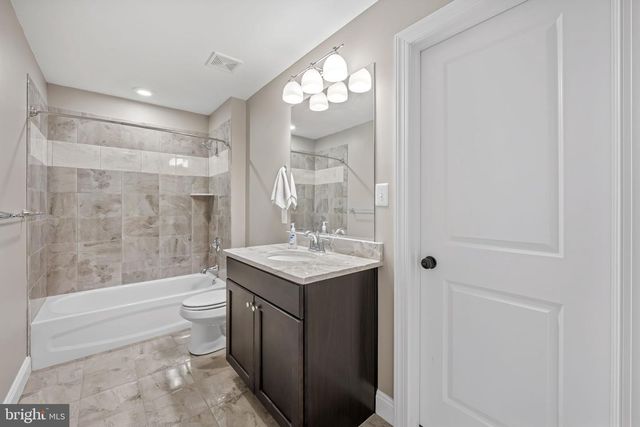 3942 BRIAR KNOLL CIR, Phoenix, MD 21131