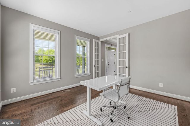 3942 BRIAR KNOLL CIR, Phoenix, MD 21131