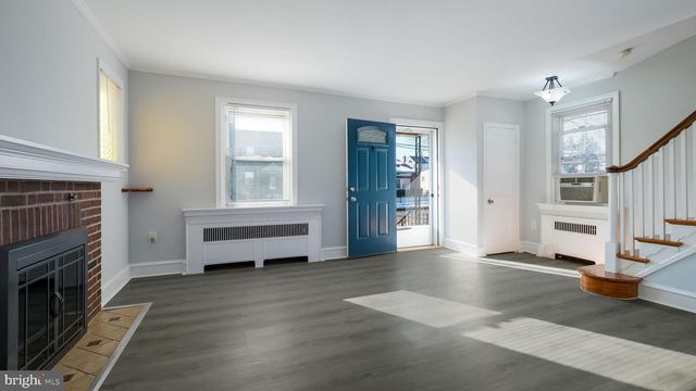 2035 RIPLEY ST, Philadelphia, PA 19152