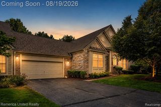 16766 Lochmoor Circle, Northville, MI 48168