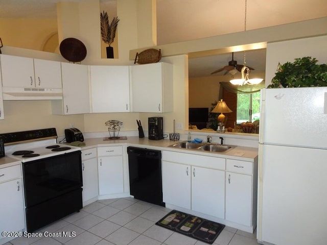 3590 Egret Drive, Melbourne, FL 32901