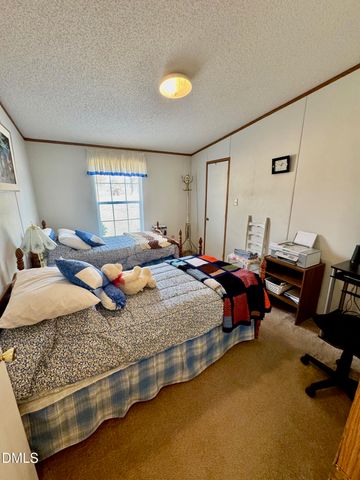 1595 Spring Valley Lake Road, Henderson, NC 27537