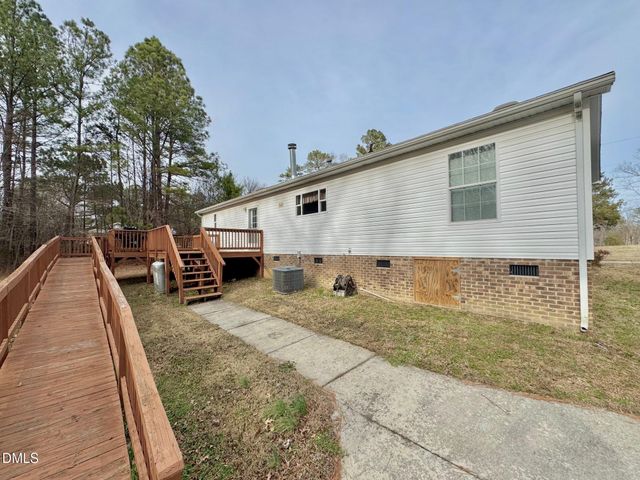 1595 Spring Valley Lake Road, Henderson, NC 27537