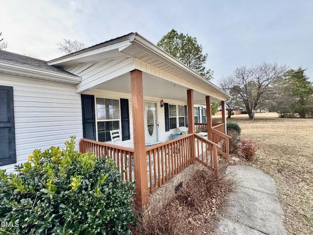 1595 Spring Valley Lake Road, Henderson, NC 27537