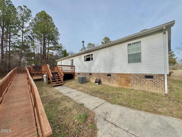 1595 Spring Valley Lake Road, Henderson, NC 27537