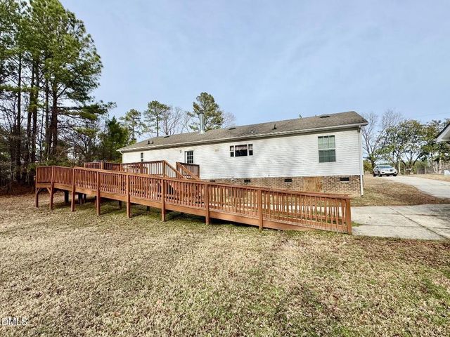 1595 Spring Valley Lake Road, Henderson, NC 27537