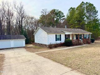 1595 Spring Valley Lake Road, Henderson, NC 27537