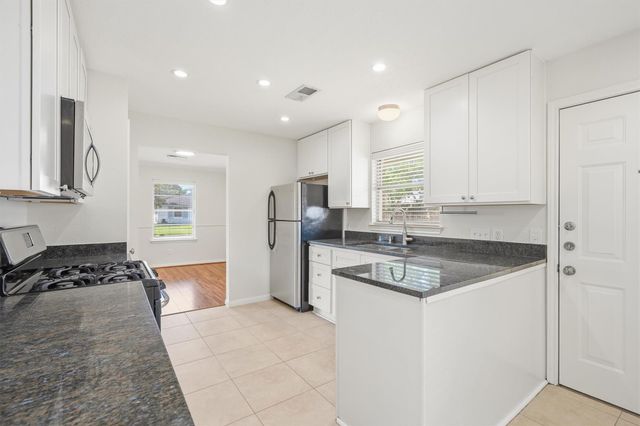 3331 Arbor Street, Houston, TX 77004