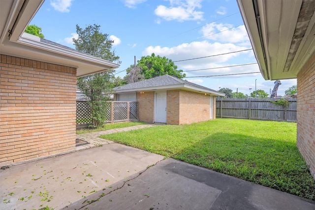 3331 Arbor Street, Houston, TX 77004