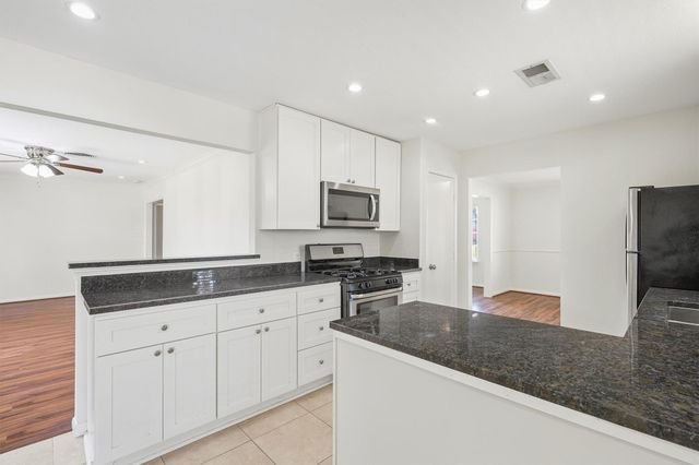 3331 Arbor Street, Houston, TX 77004