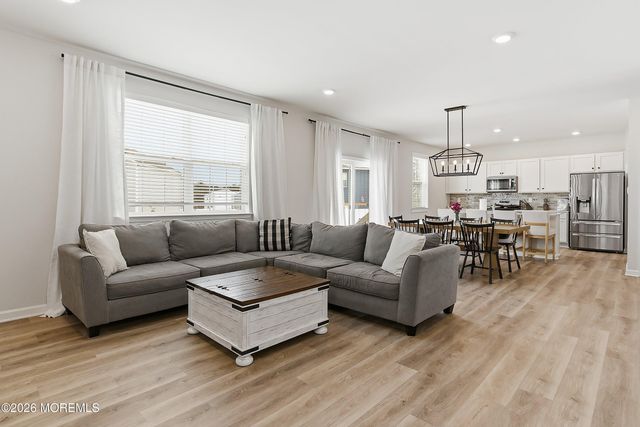 25 Phoebe Drive, Barnegat, NJ 08005