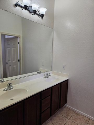15240 N 142nd Avenue 2183, Surprise, AZ 85379
