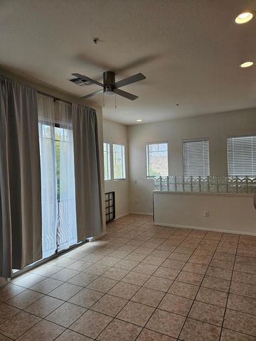 15240 N 142nd Avenue 2183, Surprise, AZ 85379
