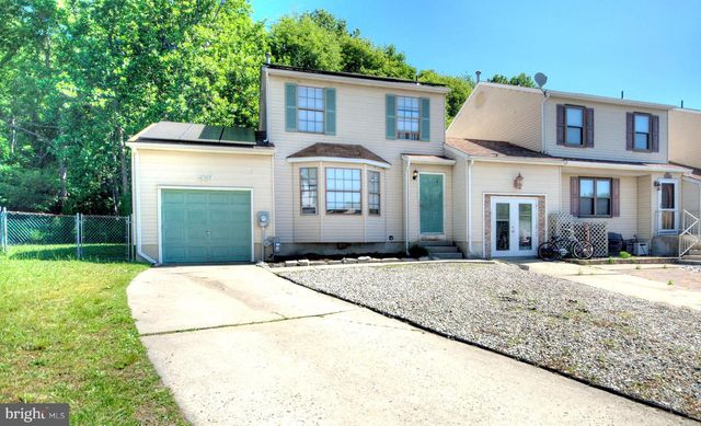 14 BLUE JAY DR, Clementon, NJ 08021