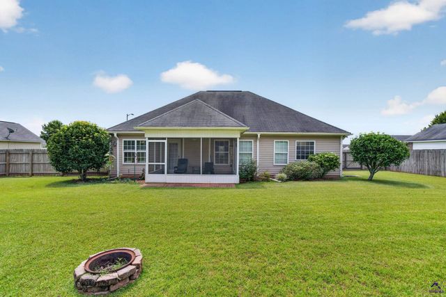 114 Lavendar Lane, Perry, GA 31069