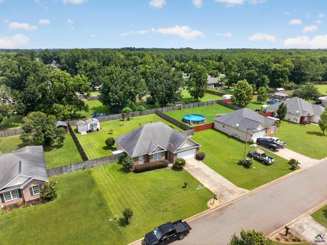 114 Lavendar Lane, Perry, GA 31069