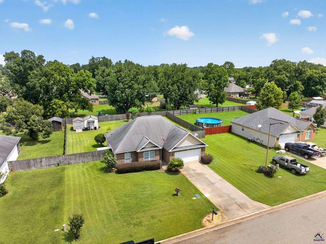 114 Lavendar Lane, Perry, GA 31069