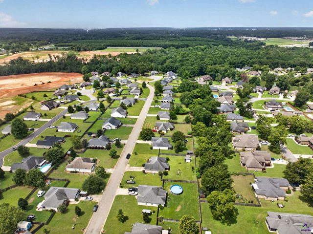 114 Lavendar Lane, Perry, GA 31069