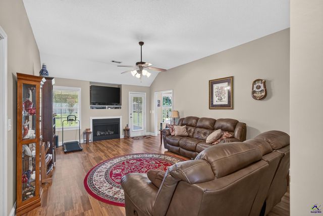 114 Lavendar Lane, Perry, GA 31069