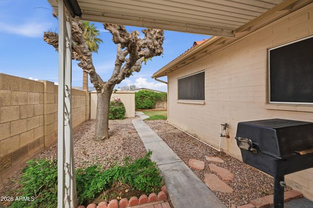 242 E LA CANADA Boulevard, Goodyear, AZ 85338