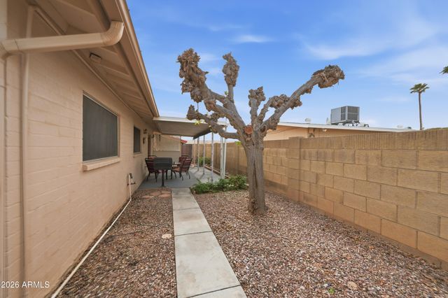 242 E LA CANADA Boulevard, Goodyear, AZ 85338