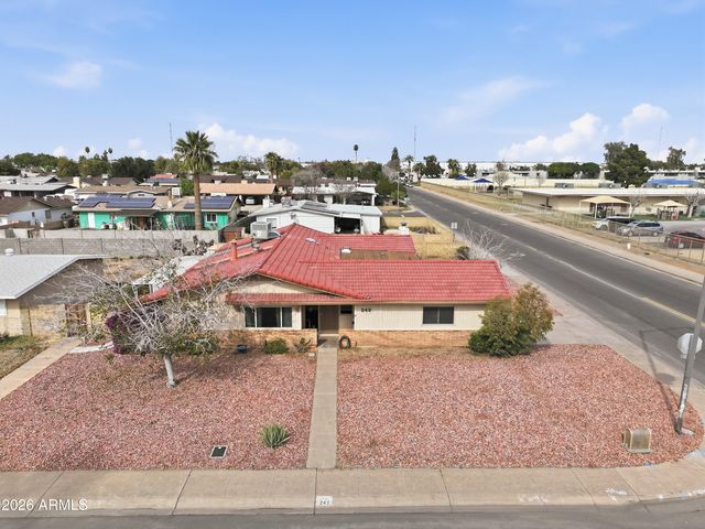242 E LA CANADA Boulevard, Goodyear, AZ 85338