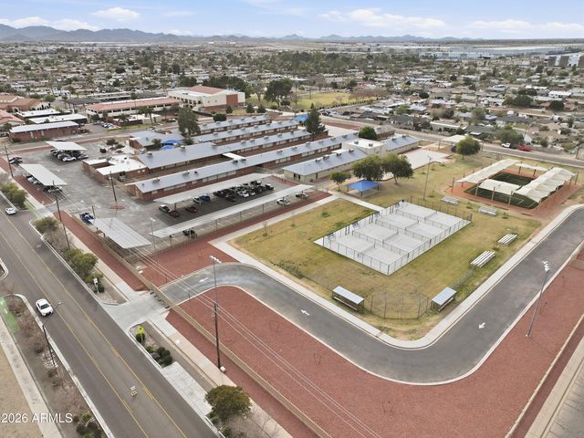 242 E LA CANADA Boulevard, Goodyear, AZ 85338