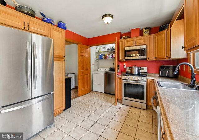 1140 ARBUTUS AVE, Williamstown, NJ 08094