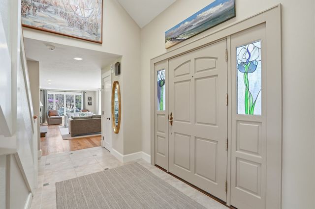 119 Lazell St, Hingham, MA 02043