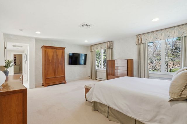 119 Lazell St, Hingham, MA 02043