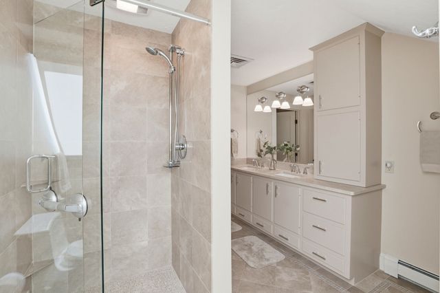 119 Lazell St, Hingham, MA 02043